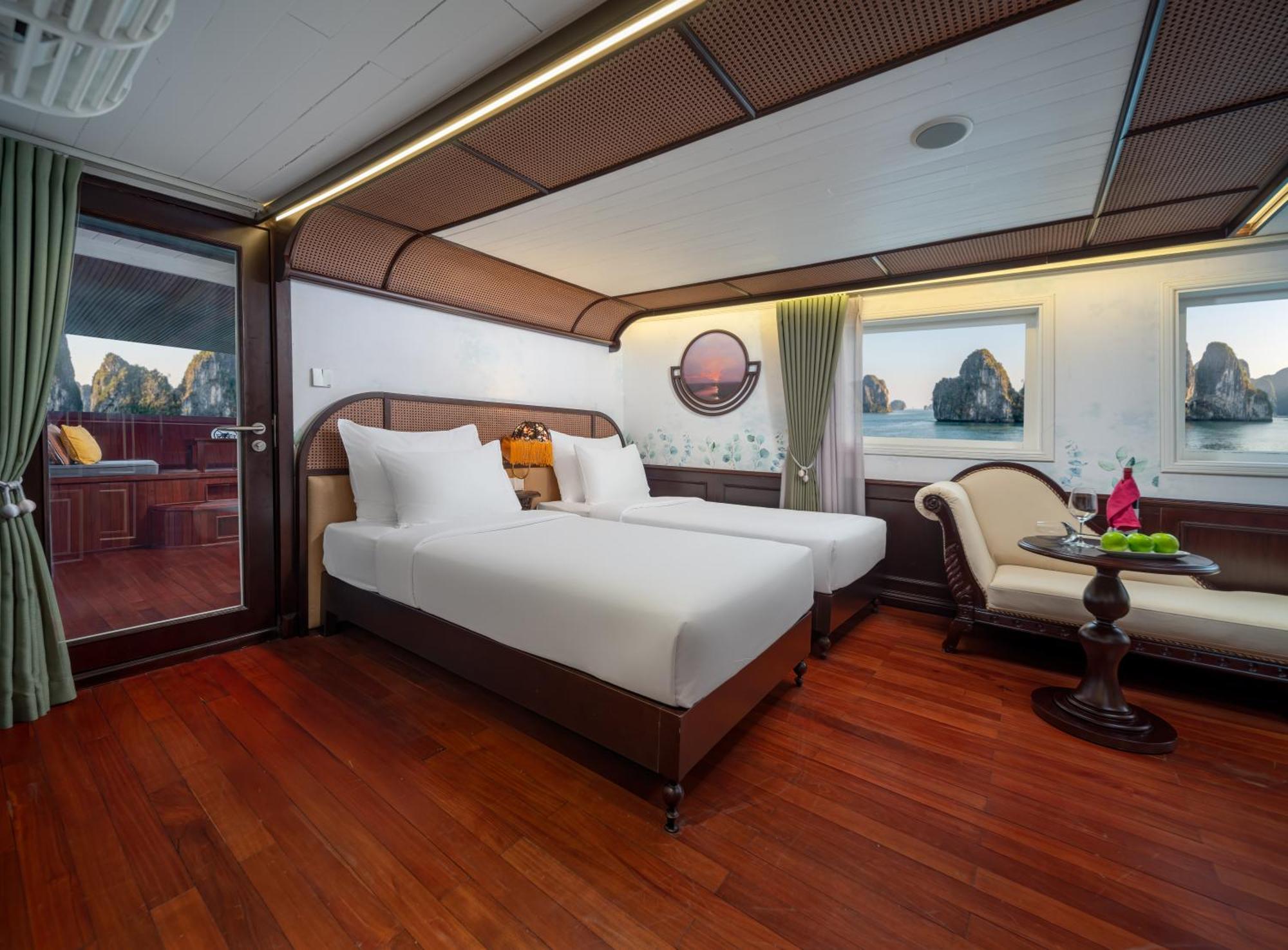 Отель Signature Royal Halong Cruise Халонг Экстерьер фото